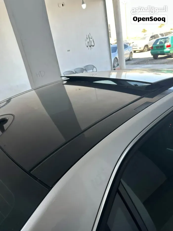 Mercedes-Benz E 350 2011 photo 4