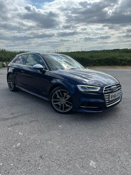 Audi S3 2016 photo 2