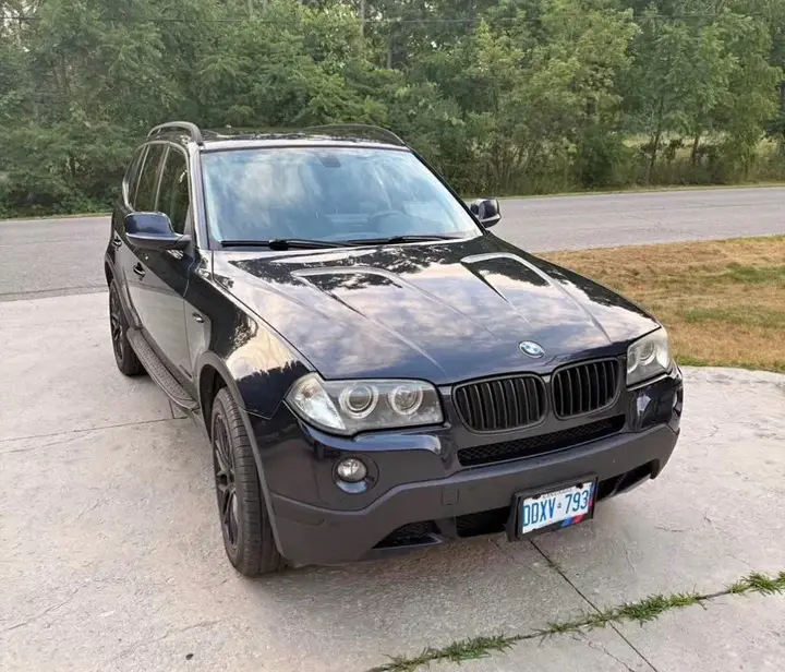 BMW X3 2010 photo 2