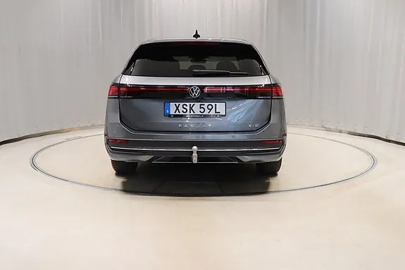 Volkswagen Passat 2025 photo 5