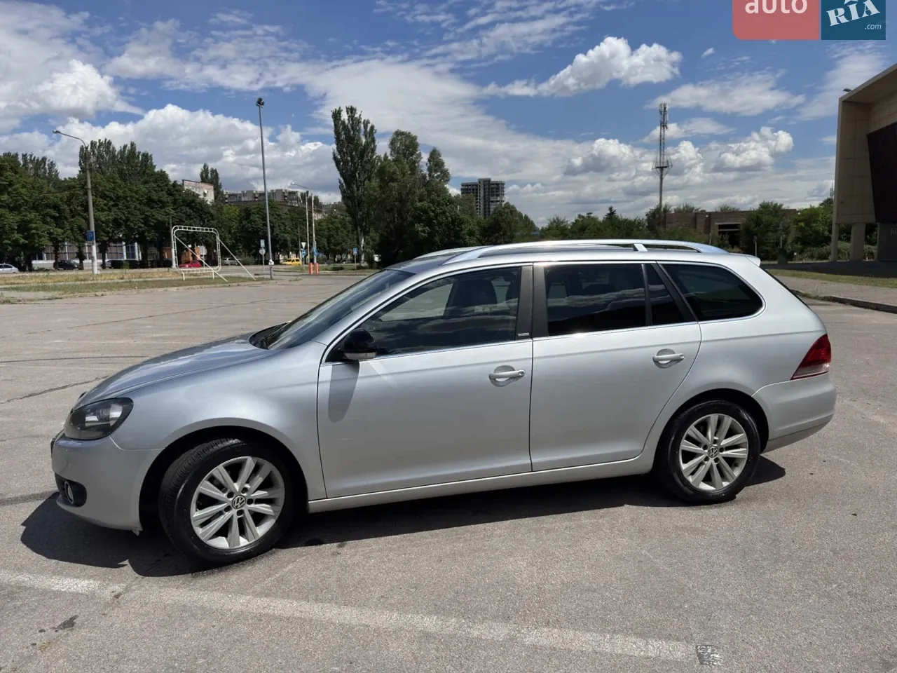 Volkswagen Golf 2012 photo 4