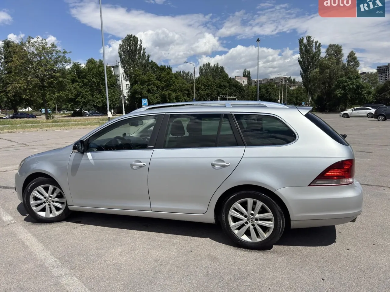 Volkswagen Golf 2012 photo 5