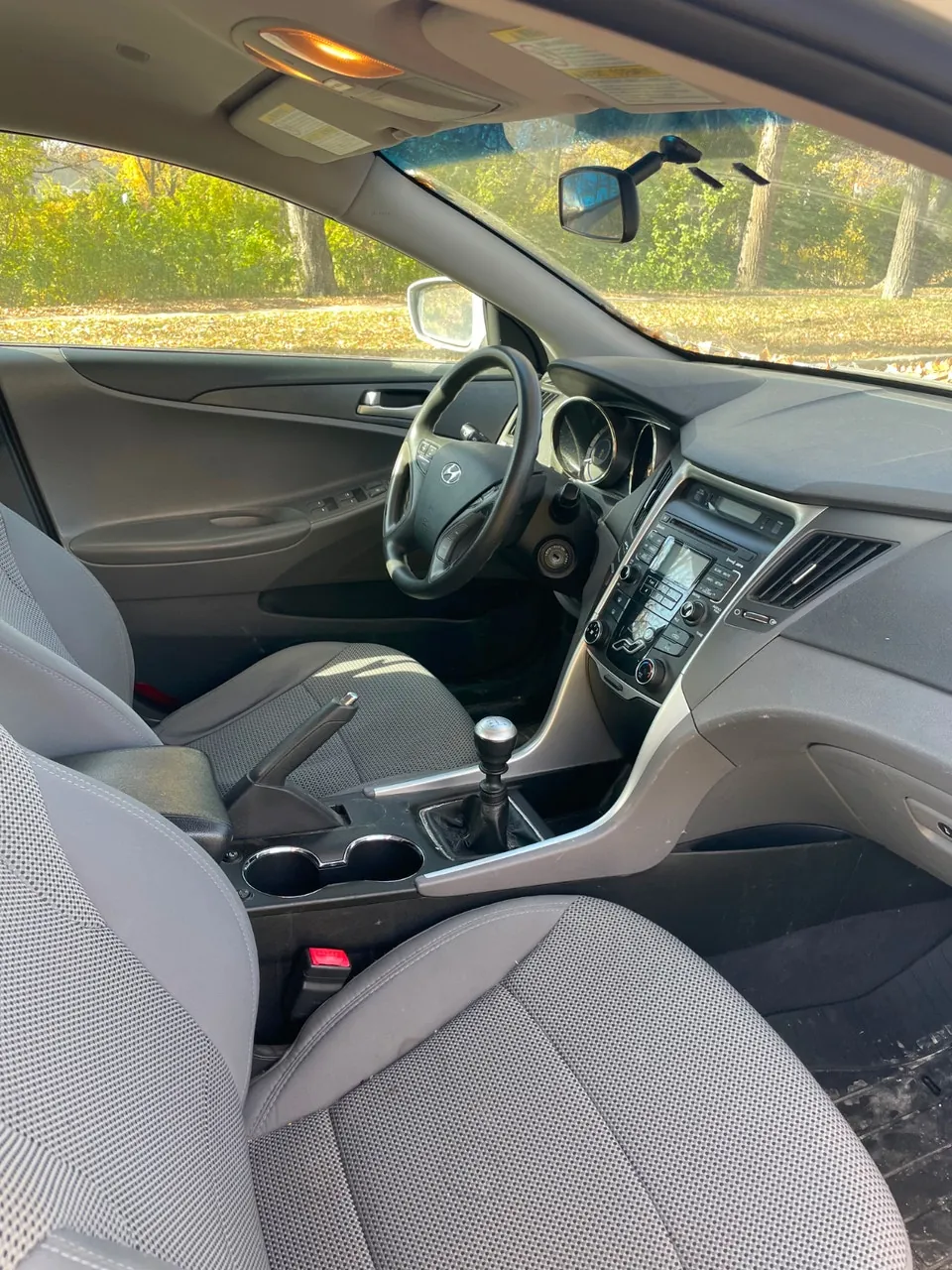 Hyundai Sonata 2011 photo 4