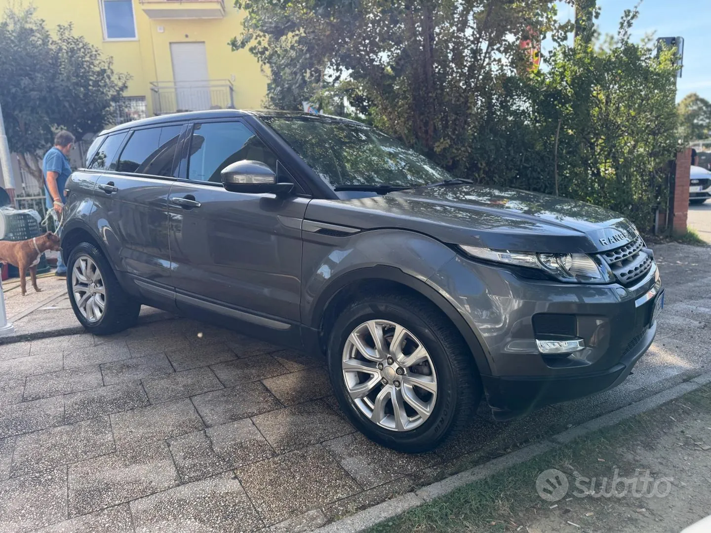Land Rover Range Rover Evoque 2015 photo 2