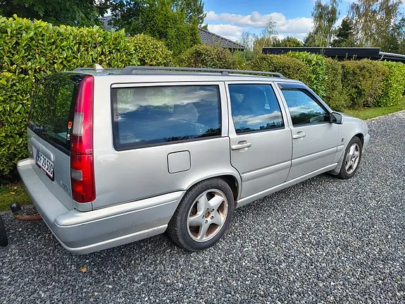 Volvo V70 2000 photo 3