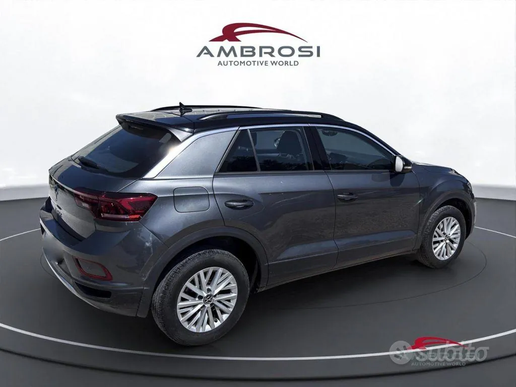Volkswagen T-Roc 2022 photo 3