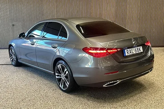 Mercedes-Benz C300 E 2023 photo 3
