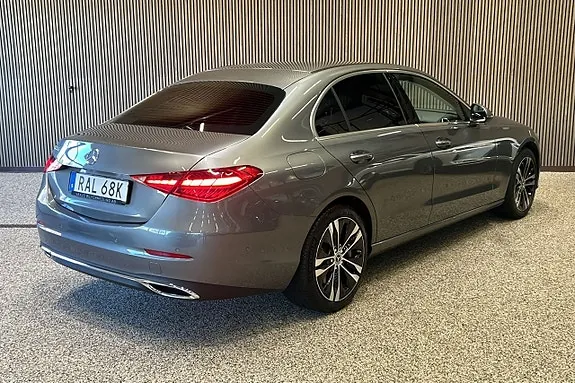 Mercedes-Benz C300 E 2023 photo 4