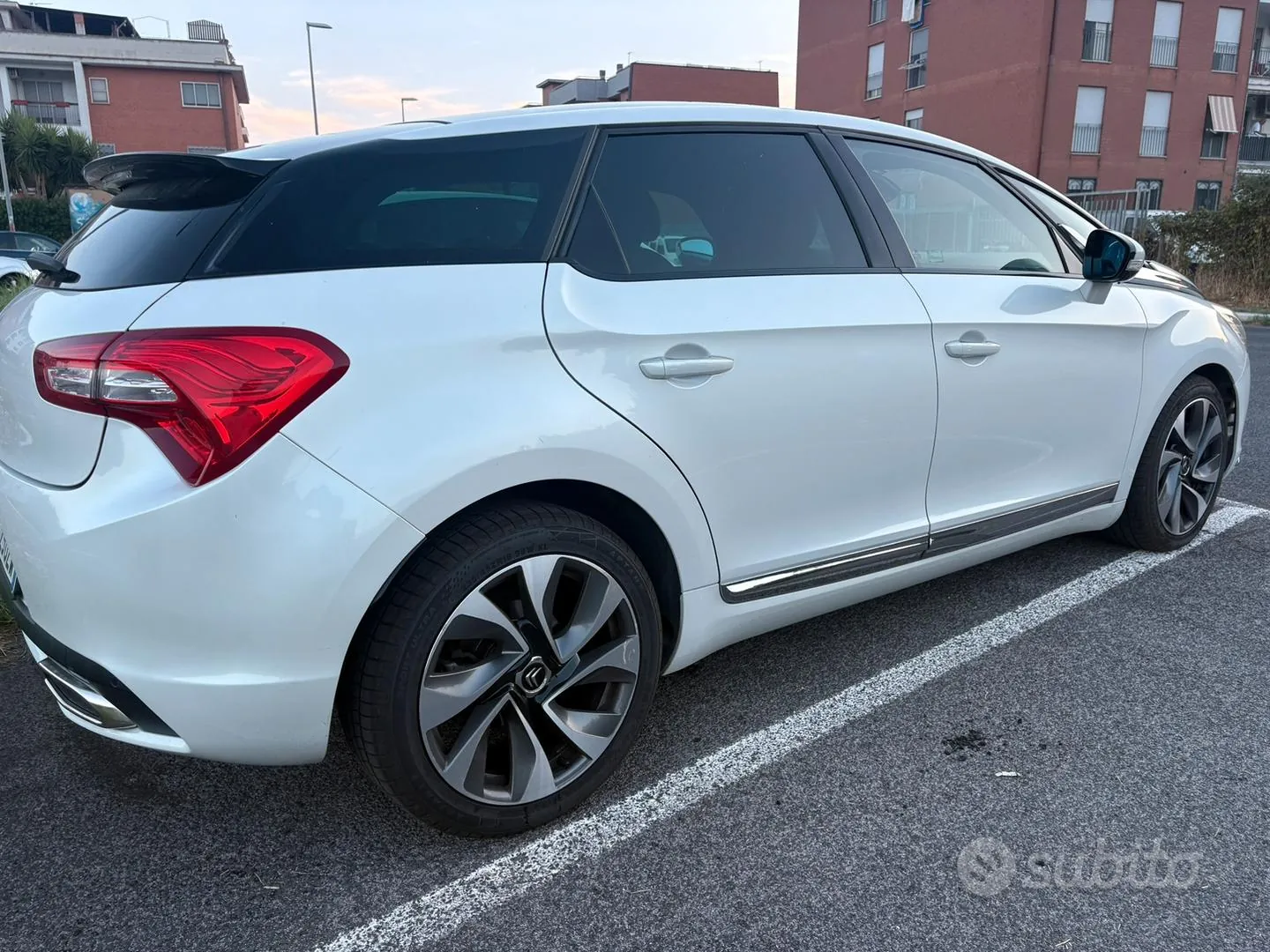Citroen Ds5 2014 photo 2