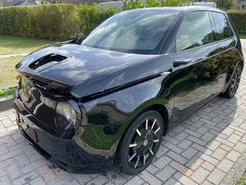 Honda E