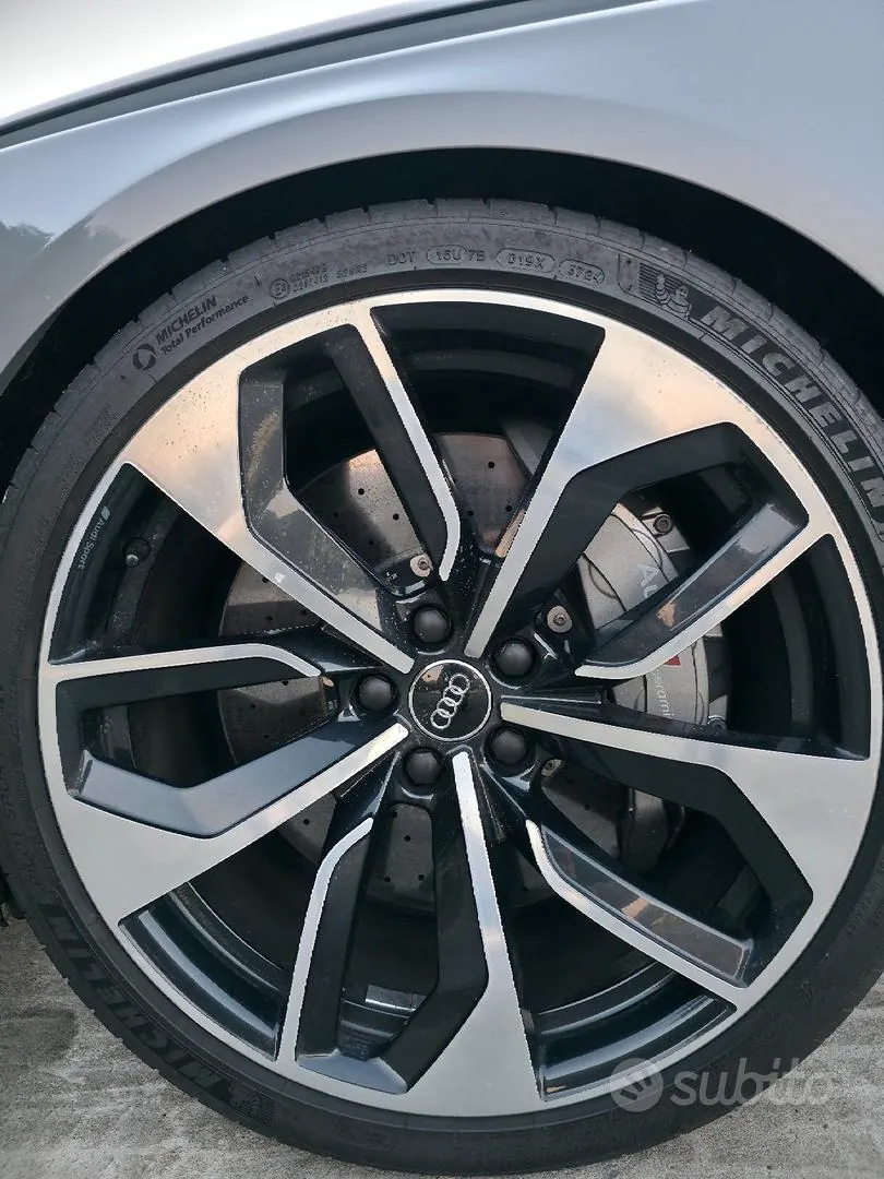 Audi Rs4 Avant 2018 photo 4