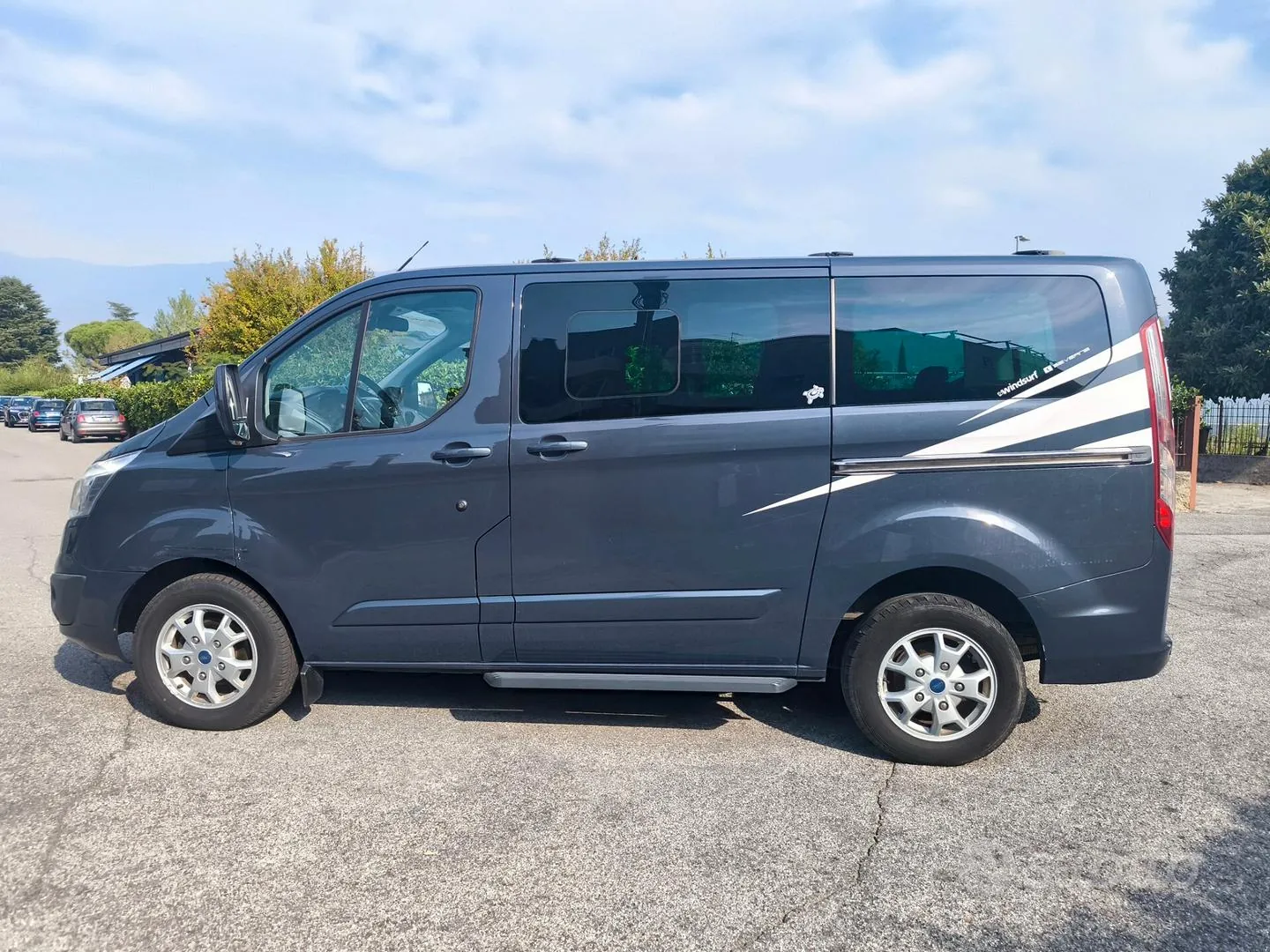 Ford Tourneo Custom 2013 photo 4