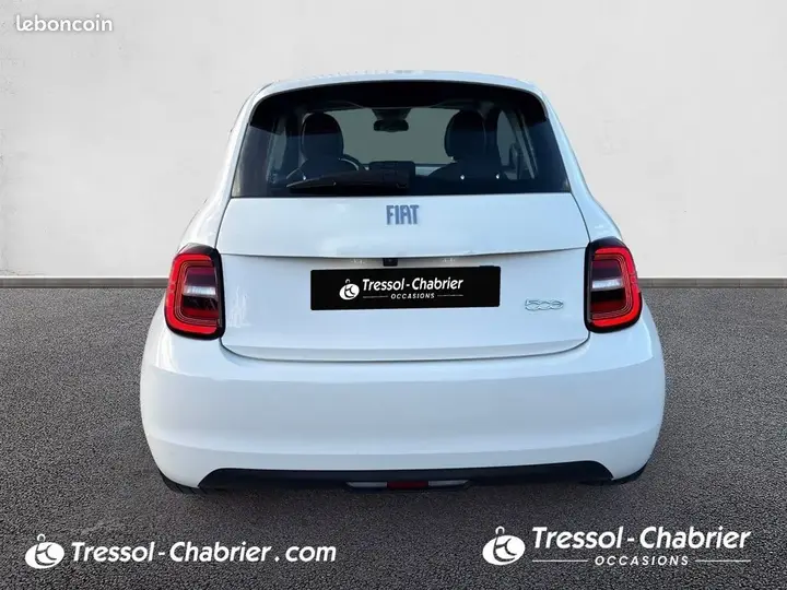 Fiat 500 2023 photo 4