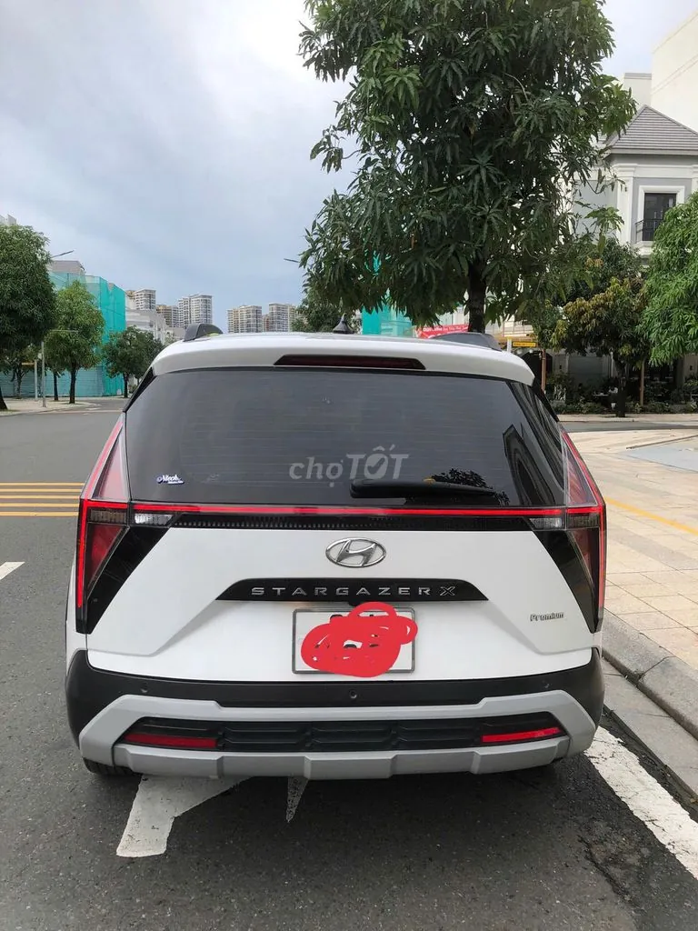 Hyundai Stargazer