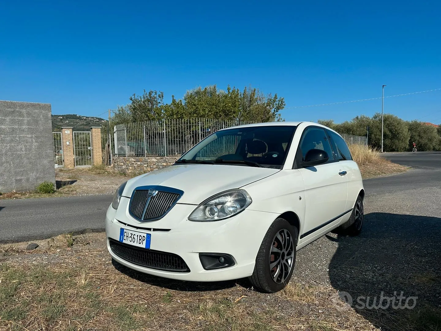 Lancia Ypsilon