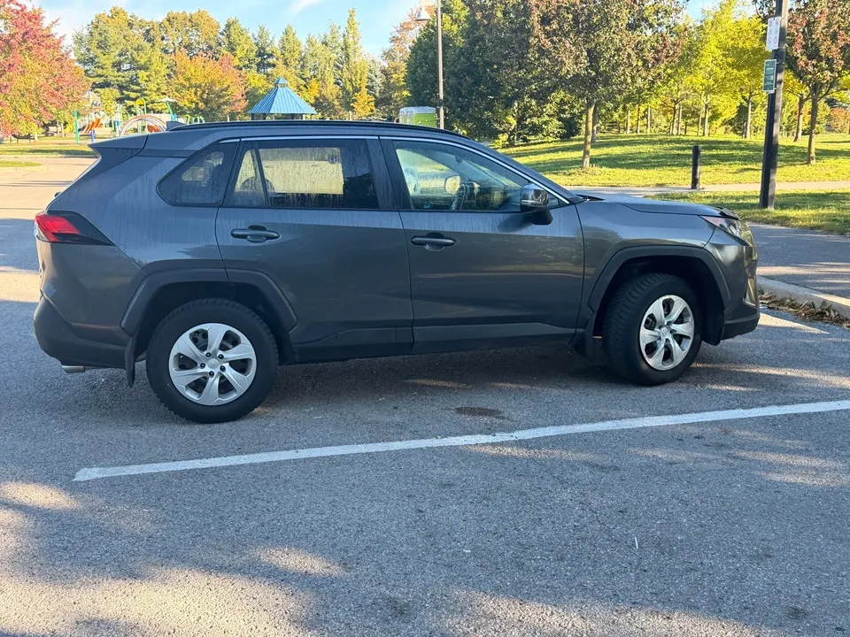 Toyota Rav4 2020 photo 3