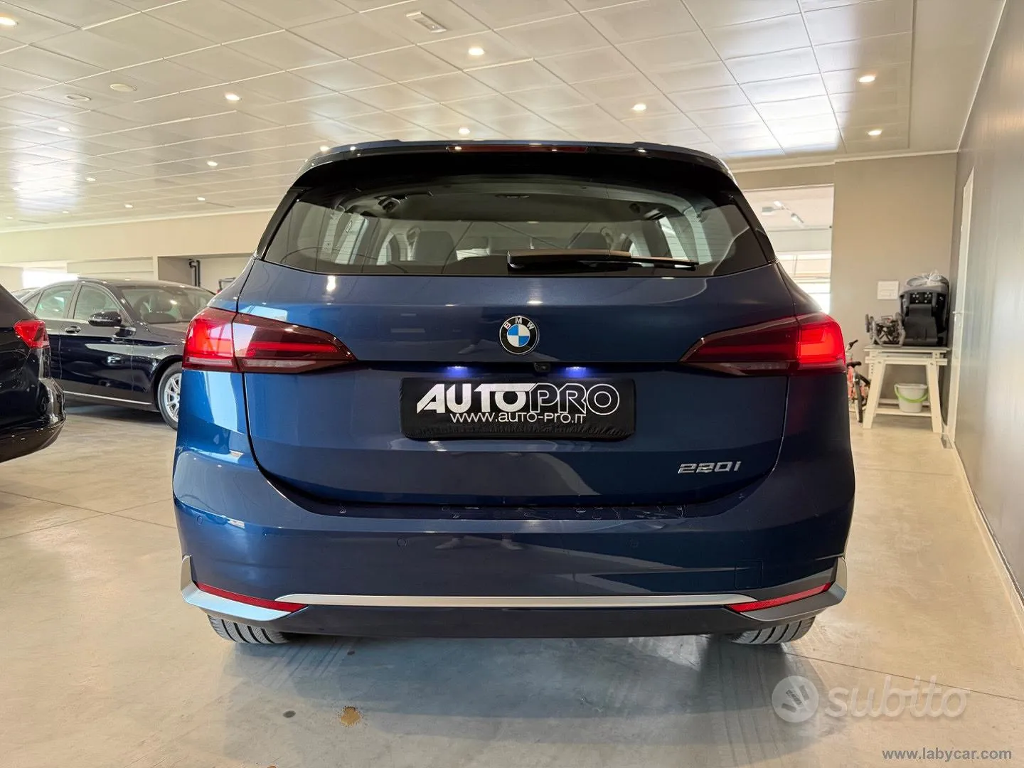 BMW 220I 2023 photo 3