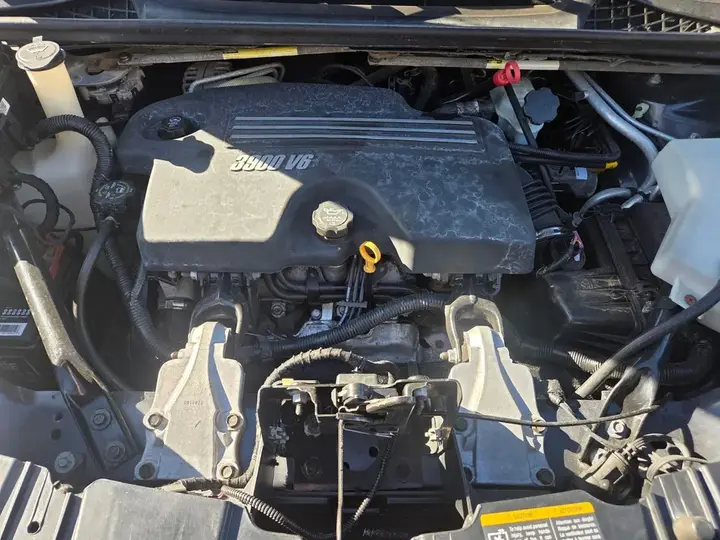 Chevrolet Uplander 2008 photo 3