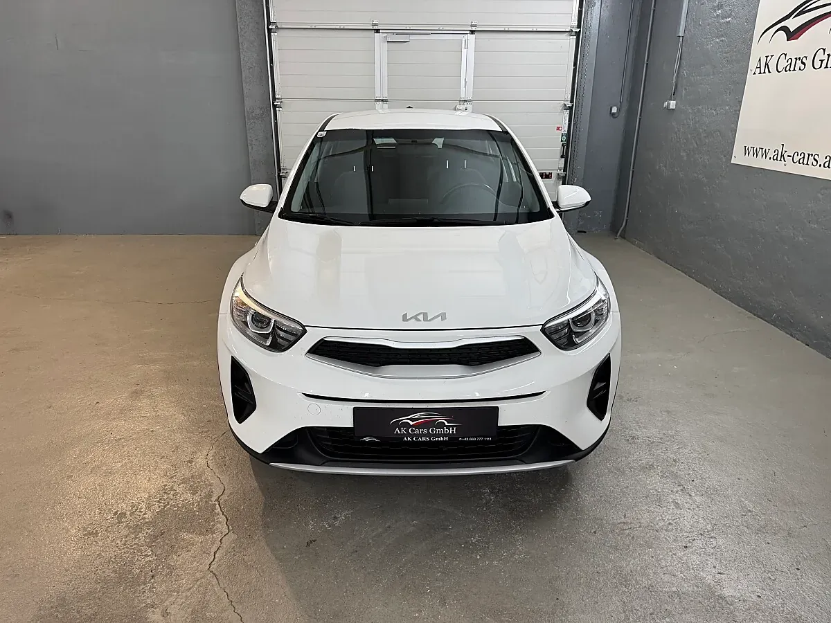 Kia Stonic 2023 photo 3