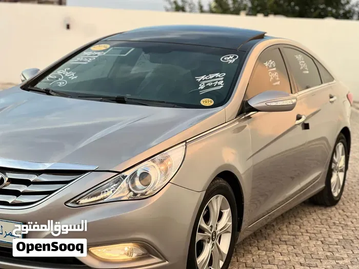 Hyundai Sonata 2012 photo 4