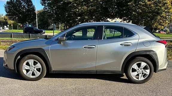 Lexus Ux250H 2019 photo 4