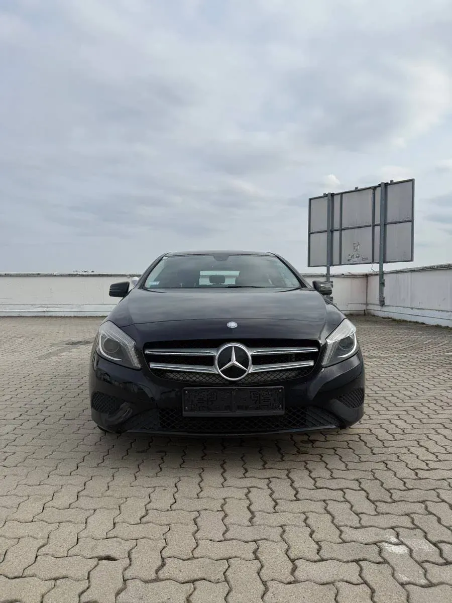 Mercedes-Benz A-Class 2013 photo 2
