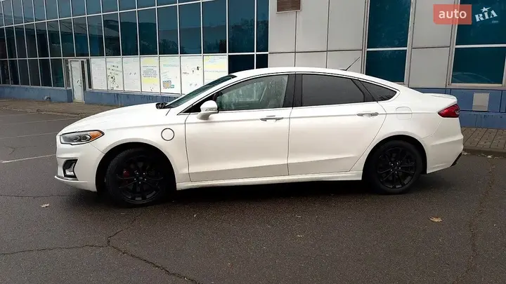 Ford Fusion 2019 photo 4