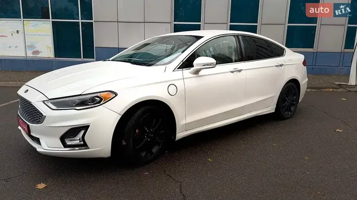 Ford Fusion 2019 photo 5