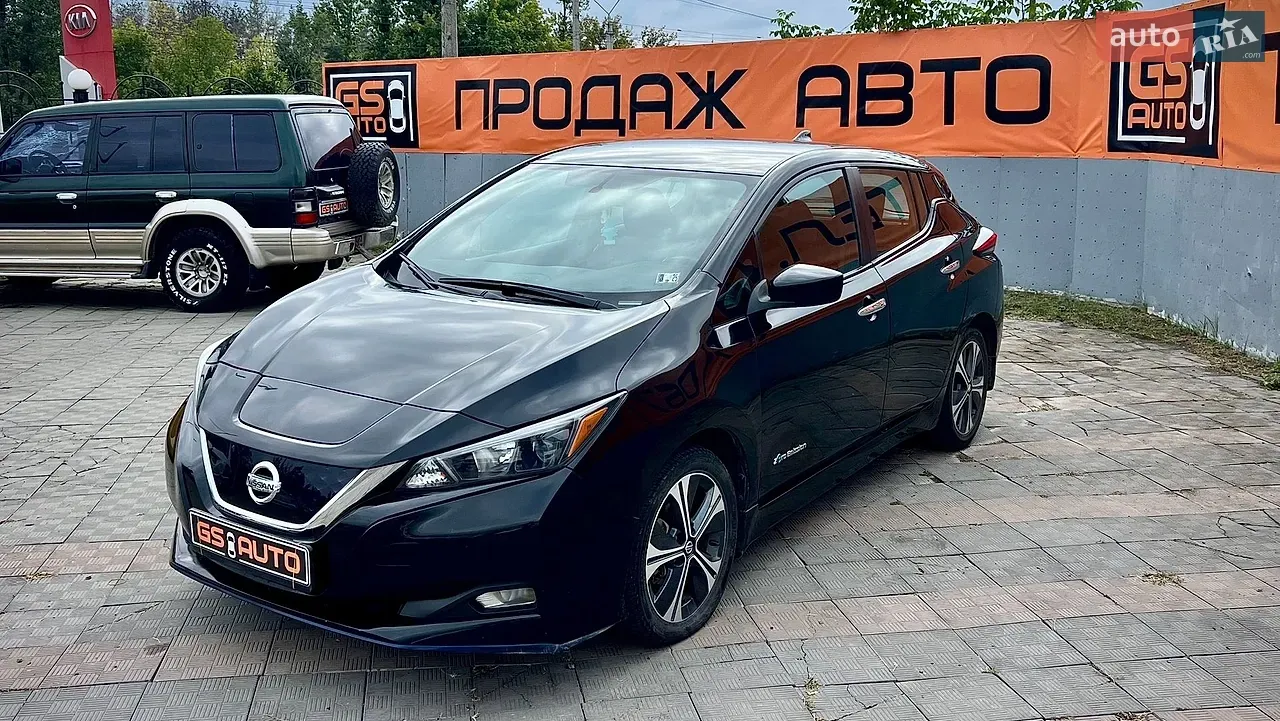 Nissan Leaf 2019 photo 2