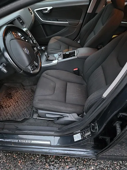 Volvo V60 2011 photo 5