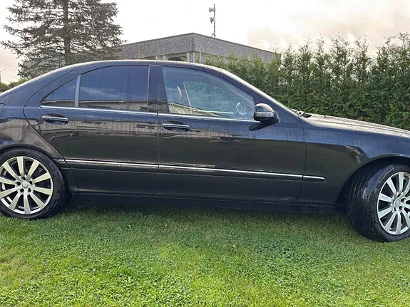 Mercedes-Benz S320 2001 photo 2