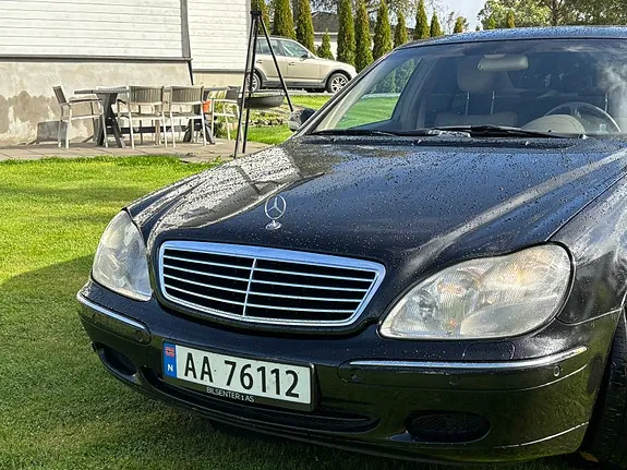 Mercedes-Benz S320