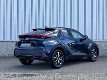 Toyota C-Hr 2025 photo 2