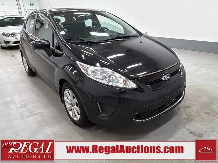 Ford Fiesta 2013 photo 2