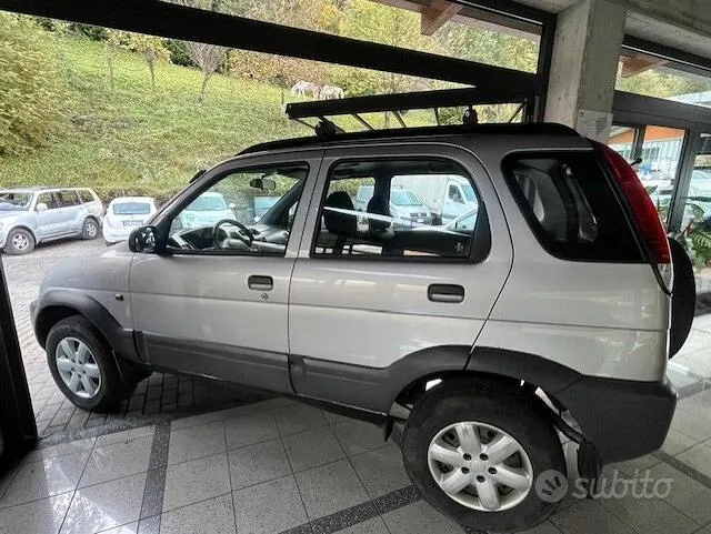 Daihatsu Terios 2003 photo 4