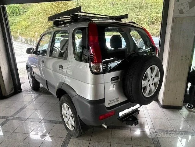 Daihatsu Terios 2003 photo 5
