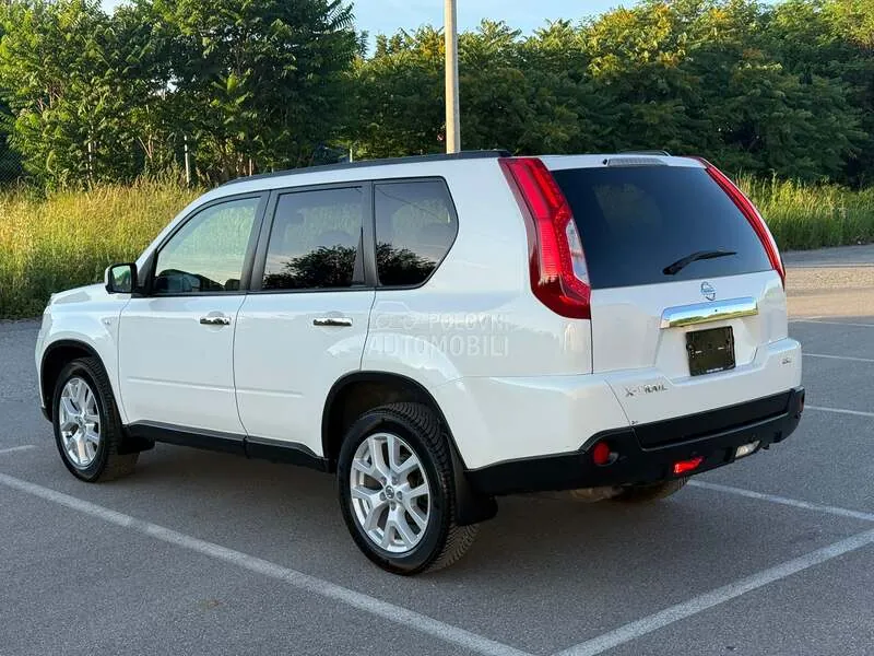 Nissan X-Trail 2014 photo 4