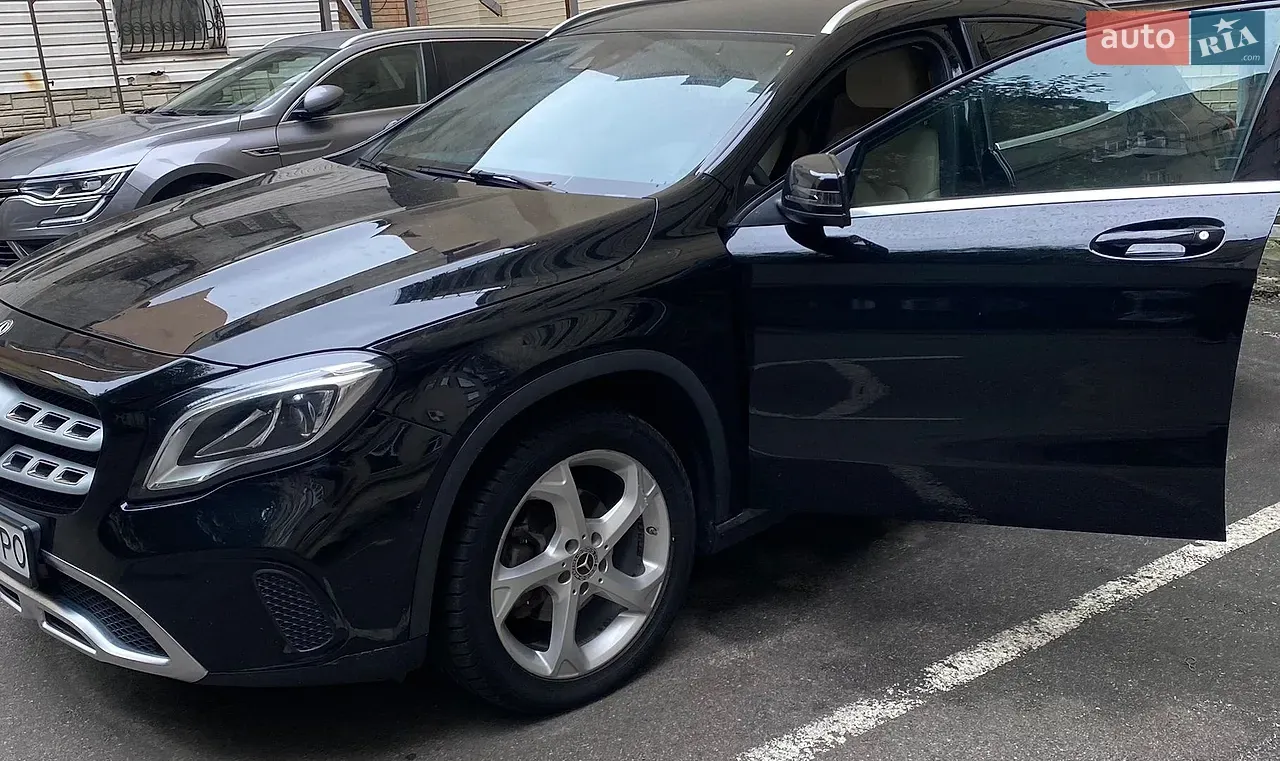 Mercedes-Benz Gla 2017 photo 3