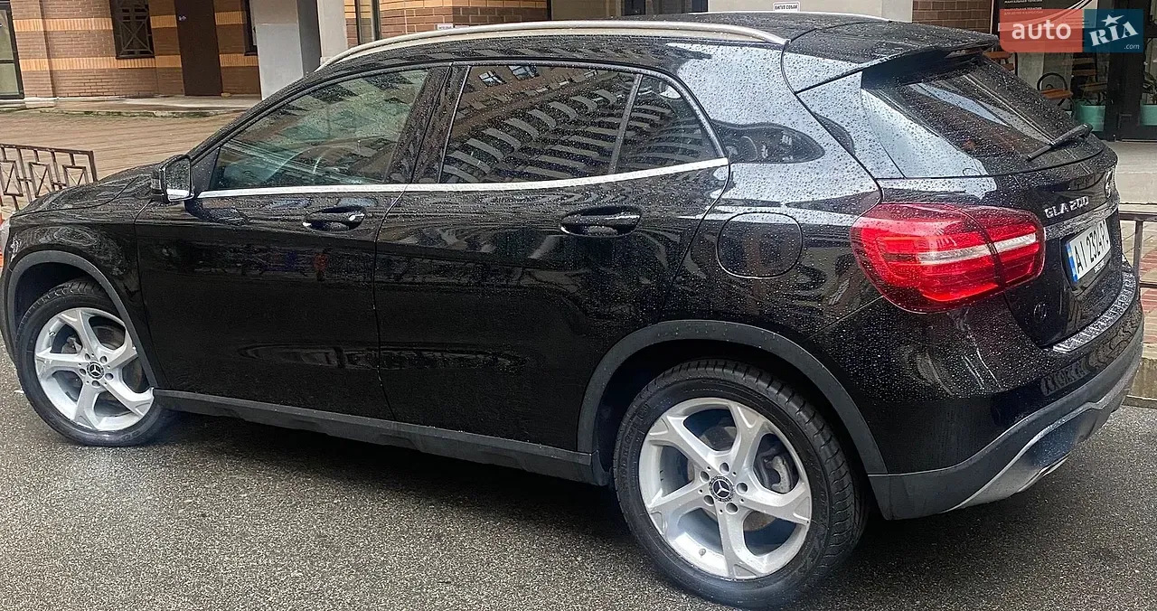 Mercedes-Benz Gla 2017 photo 5