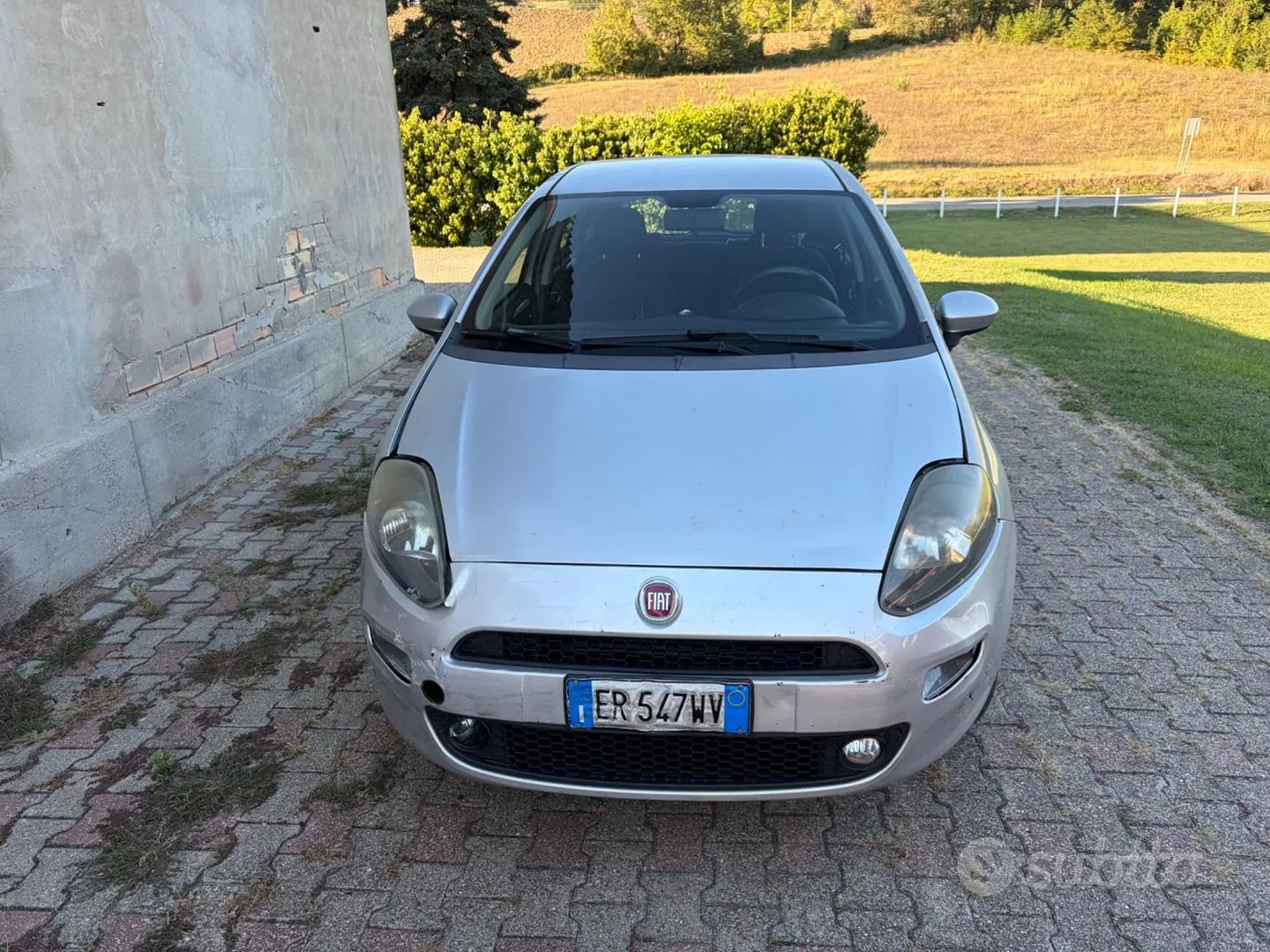 Fiat Grande Punto 2013 photo 2