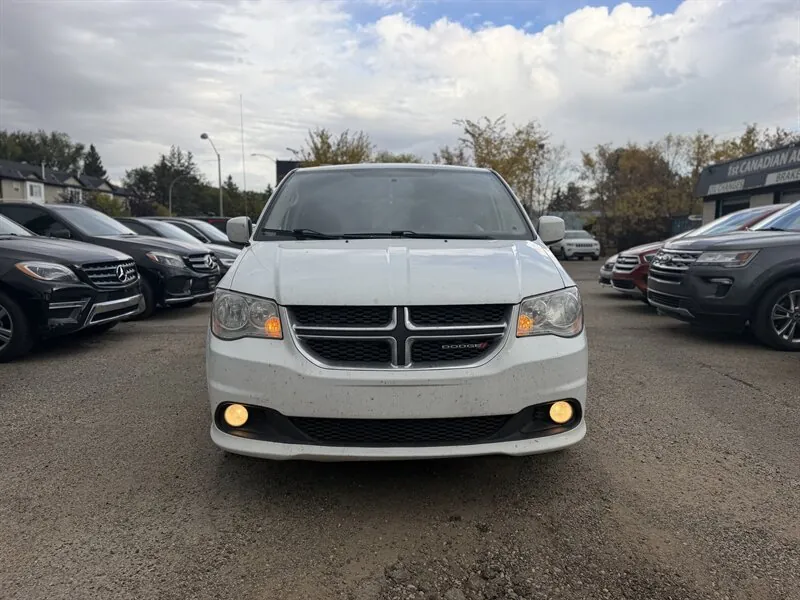Dodge Grand Caravan 2017 photo 2