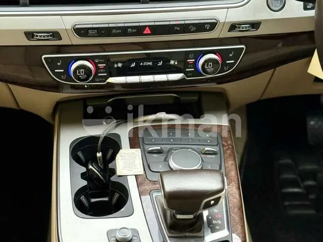 Audi Q7 2016 photo 5