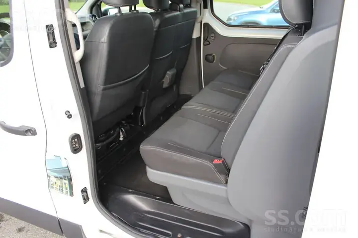 Renault Trafic 2018 photo 2