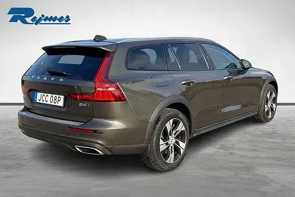 Volvo V60 Cross Country 2022 photo 2