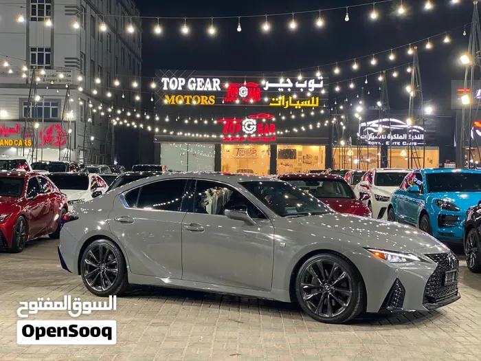 Lexus Is 2024 photo 2