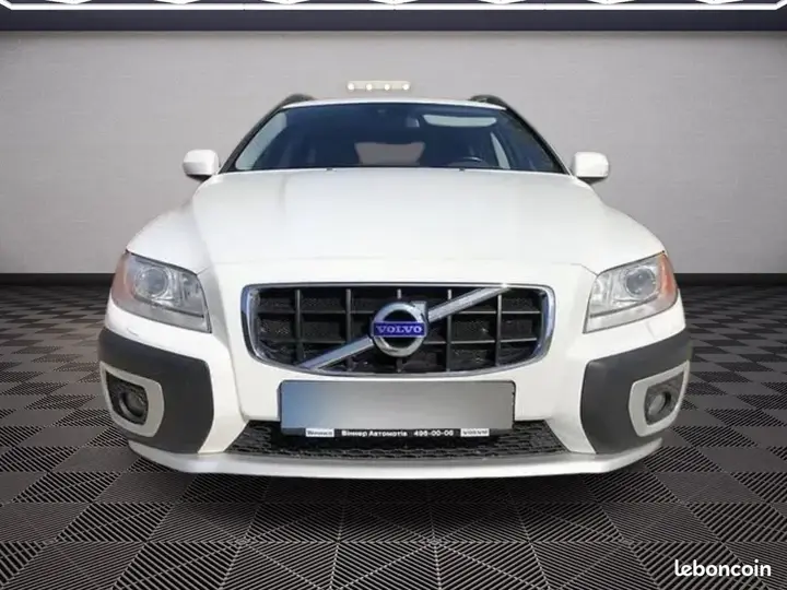 Volvo Xc70 2012 photo 2