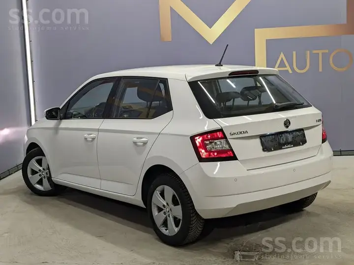 Skoda Fabia 2016 photo 2