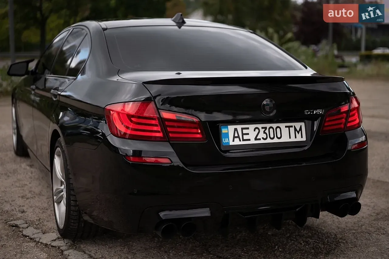 BMW 5 Series 2011 photo 4