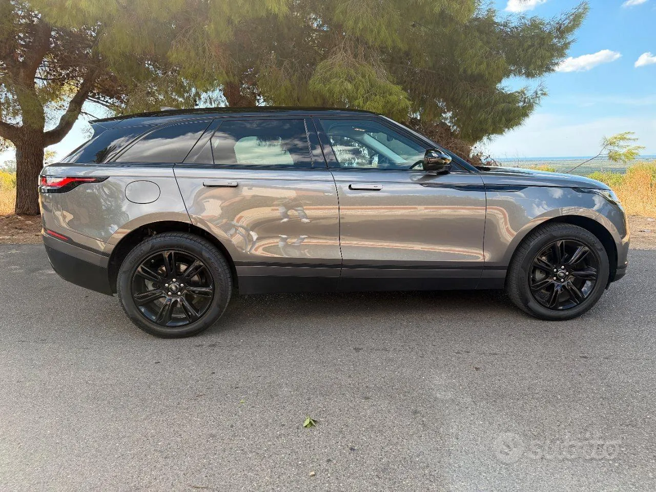 Land Rover Range Rover Velar 2019 photo 5