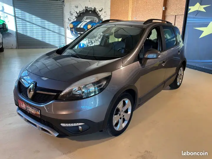 Renault Scenic 2013 photo 3